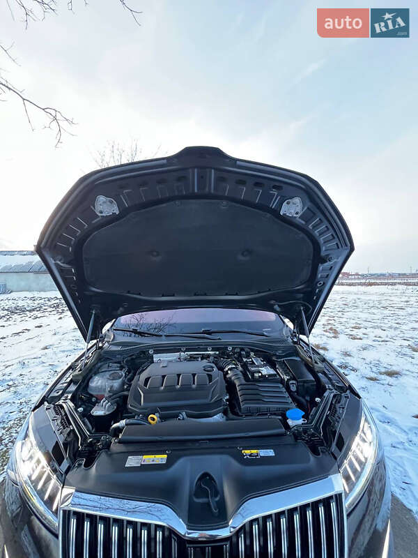 Лифтбек Skoda Superb 2022 в Ровно