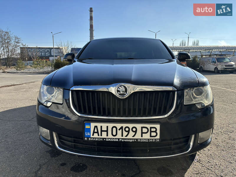 Лифтбек Skoda Superb 2012 в Днепре