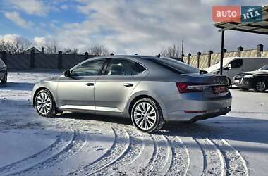 Ліфтбек Skoda Superb 2020 в Луцьку
