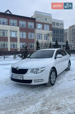 Ліфтбек Skoda Superb 2013 в Харкові