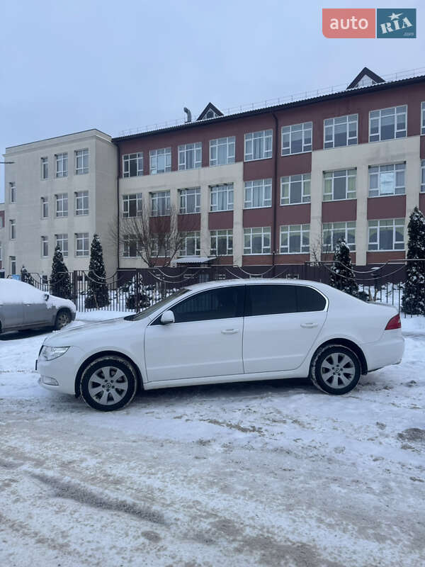 Лифтбек Skoda Superb 2013 в Харькове