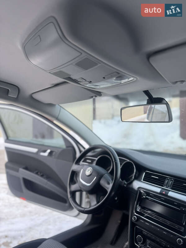 Лифтбек Skoda Superb 2013 в Харькове