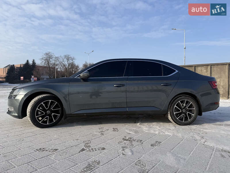Лифтбек Skoda Superb 2018 в Черкассах