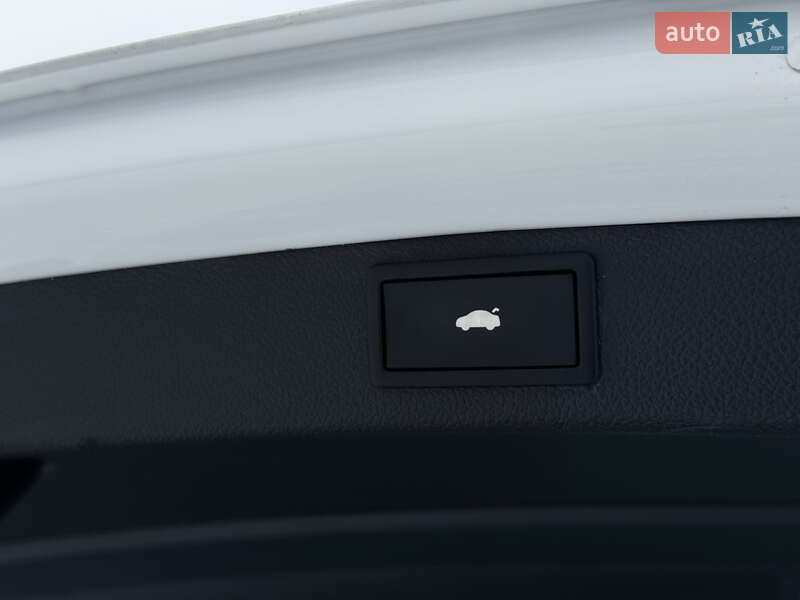 Универсал Skoda Superb 2012 в Радивилове