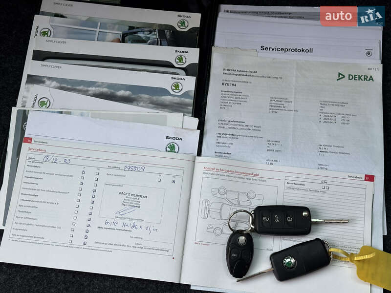 Универсал Skoda Superb 2012 в Радивилове