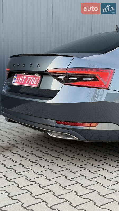 Лифтбек Skoda Superb 2022 в Мукачево