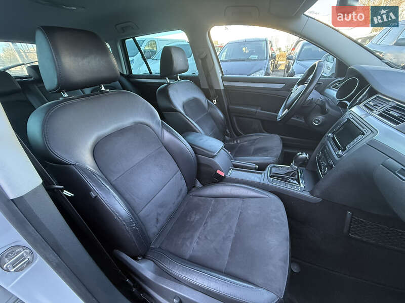 Универсал Skoda Superb 2015 в Ровно