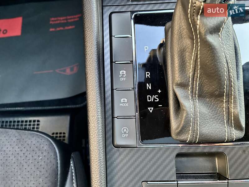 Универсал Skoda Superb 2021 в Киеве