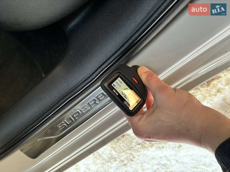 Универсал Skoda Superb 2021 в Киеве