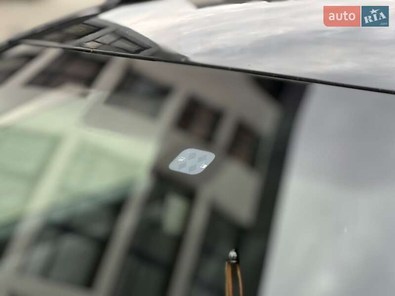 Универсал Skoda Superb 2012 в Новояворовске