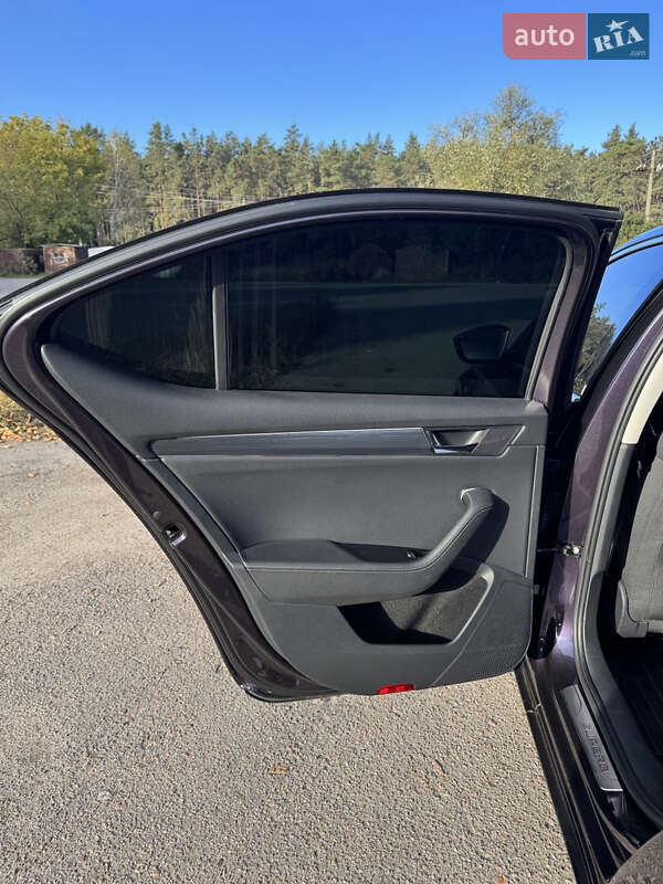 Лифтбек Skoda Superb 2019 в Коростышеве