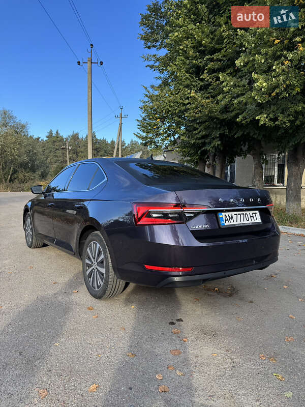 Лифтбек Skoda Superb 2019 в Коростышеве