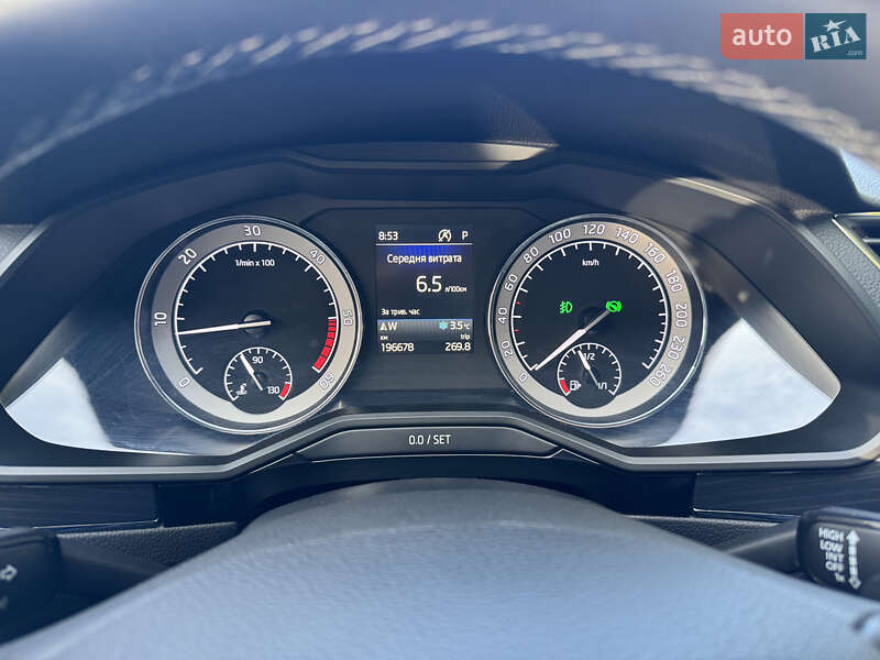 Лифтбек Skoda Superb 2019 в Коростышеве