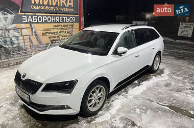 Универсал Skoda Superb 2015 в Умани