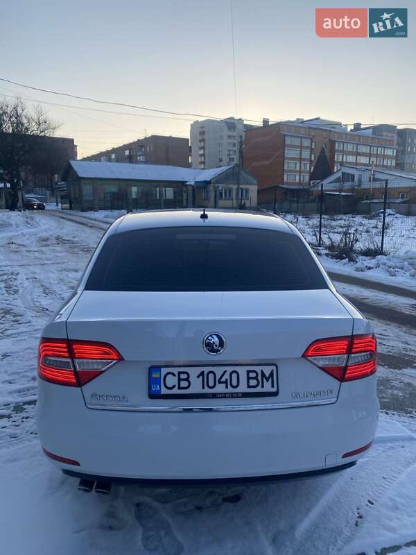 Лифтбек Skoda Superb 2014 в Прилуках