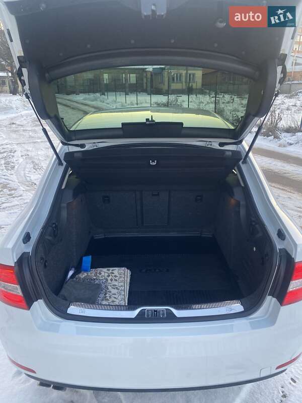 Лифтбек Skoda Superb 2014 в Прилуках