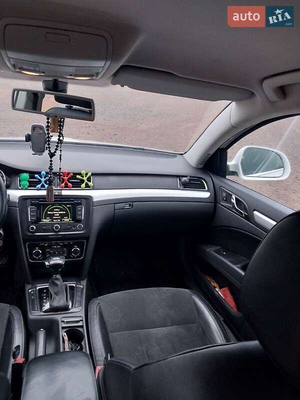 Лифтбек Skoda Superb 2011 в Заречном