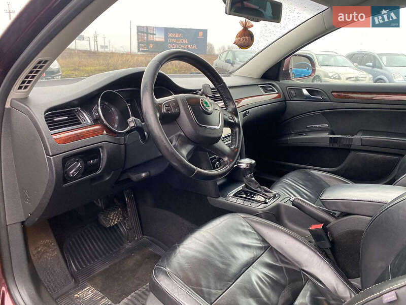 Лифтбек Skoda Superb 2009 в Львове