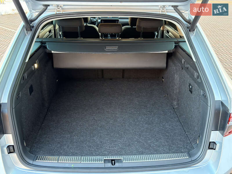 Универсал Skoda Superb 2020 в Мукачево