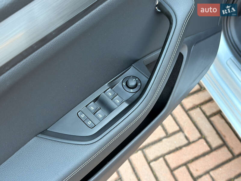 Универсал Skoda Superb 2020 в Мукачево