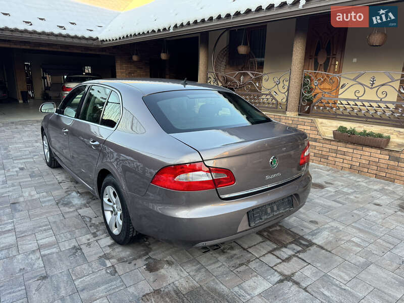 Ліфтбек Skoda Superb 2010 в Ужгороді фото 5 Ліфтбек Skoda Superb 2010 в Ужгороді