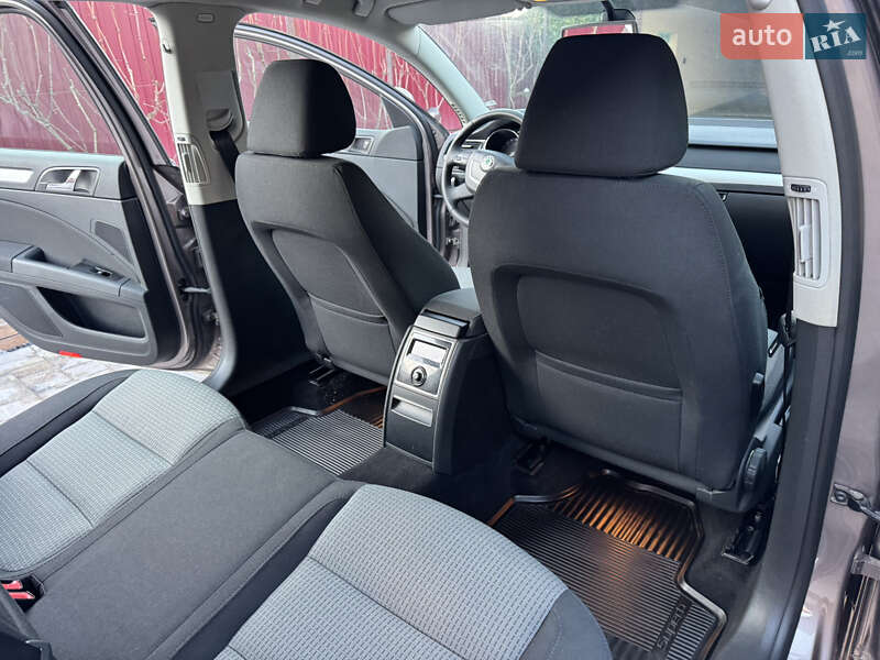 Ліфтбек Skoda Superb 2010 в Ужгороді фото 22 Ліфтбек Skoda Superb 2010 в Ужгороді