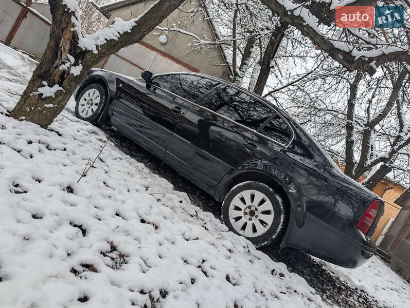 Лифтбек Skoda Superb 2005 в Черновцах