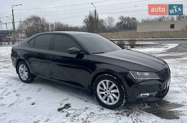 Лифтбек Skoda Superb 2016 в Харькове