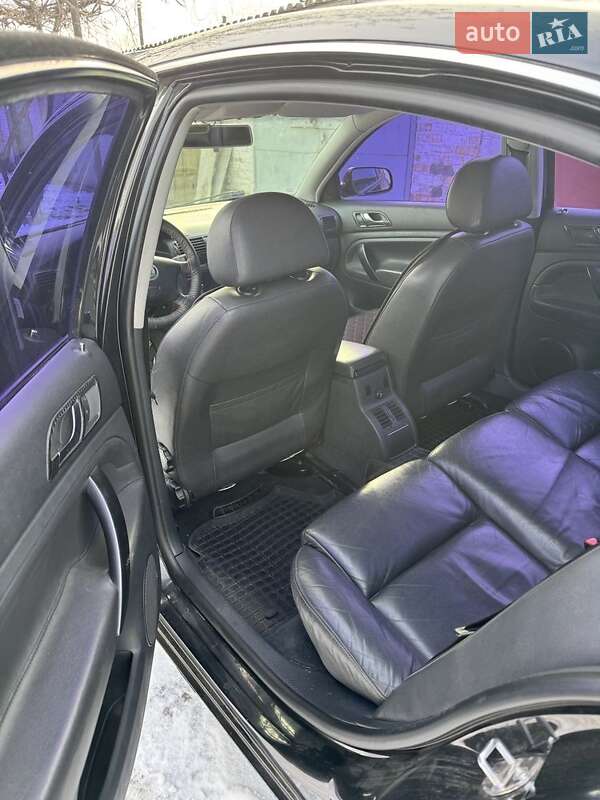 Лифтбек Skoda Superb 2005 в Черкассах