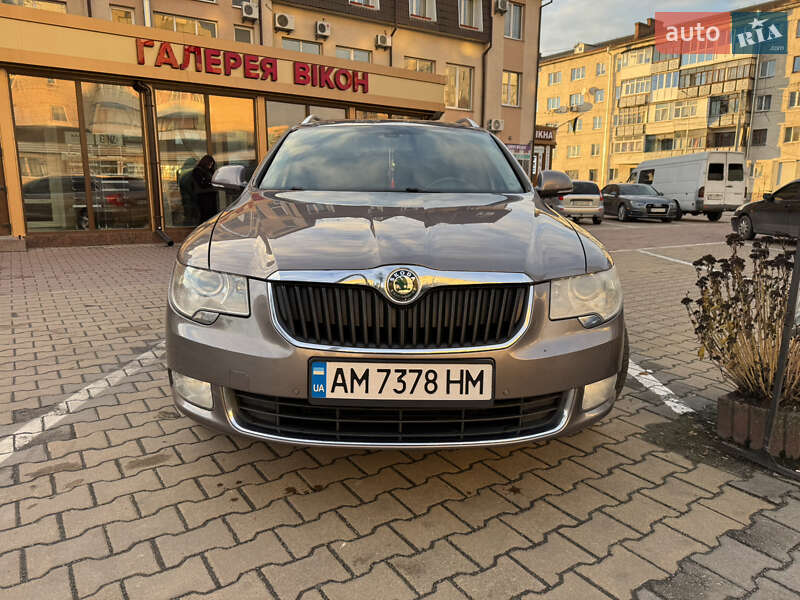 Skoda Superb 2010 Skoda Superb 2010