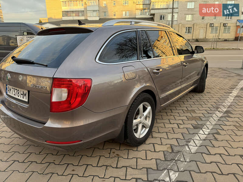 Универсал Skoda Superb 2010 в Василькове фото 2 Универсал Skoda Superb 2010 в Василькове