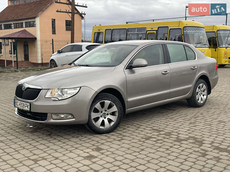 Лифтбек Skoda Superb 2010 в Самборе фото 5 Лифтбек Skoda Superb 2010 в Самборе
