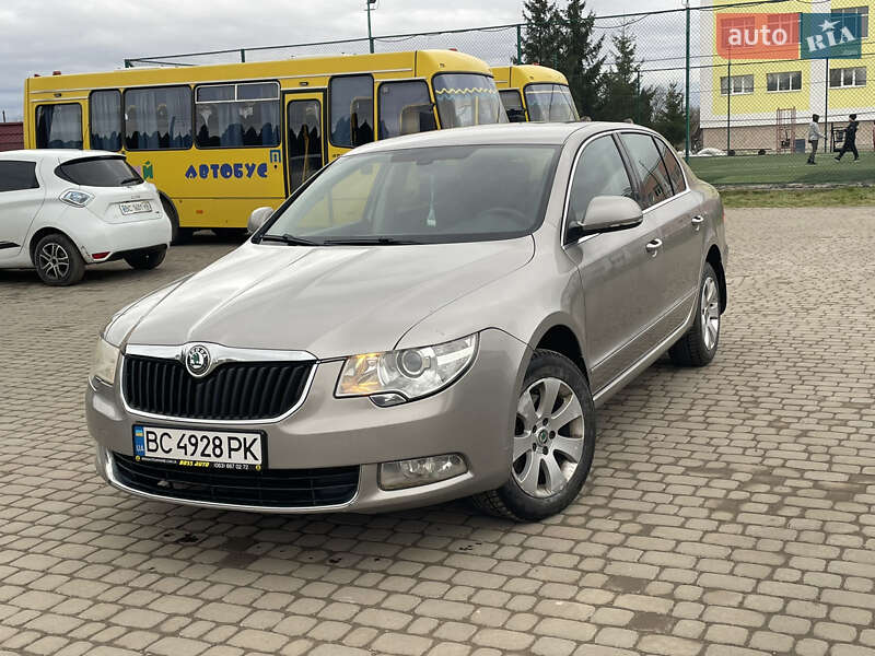 Лифтбек Skoda Superb 2010 в Самборе фото 8 Лифтбек Skoda Superb 2010 в Самборе
