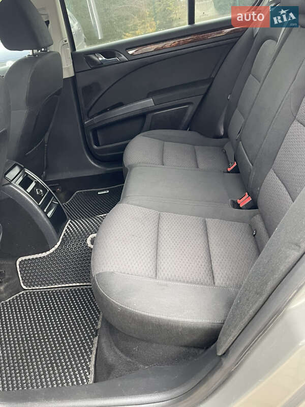Лифтбек Skoda Superb 2010 в Самборе фото 45 Лифтбек Skoda Superb 2010 в Самборе