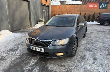Ліфтбек Skoda Superb 2014 в Києві