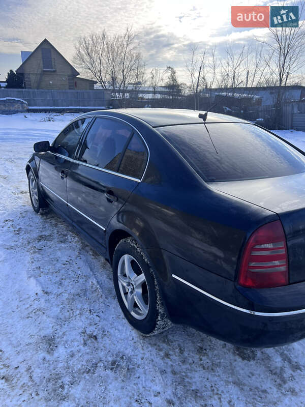 Лифтбек Skoda Superb 2005 в Лимане
