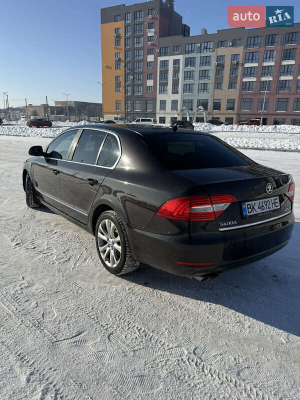 Лифтбек Skoda Superb 2013 в Ровно фото 6 Лифтбек Skoda Superb 2013 в Ровно