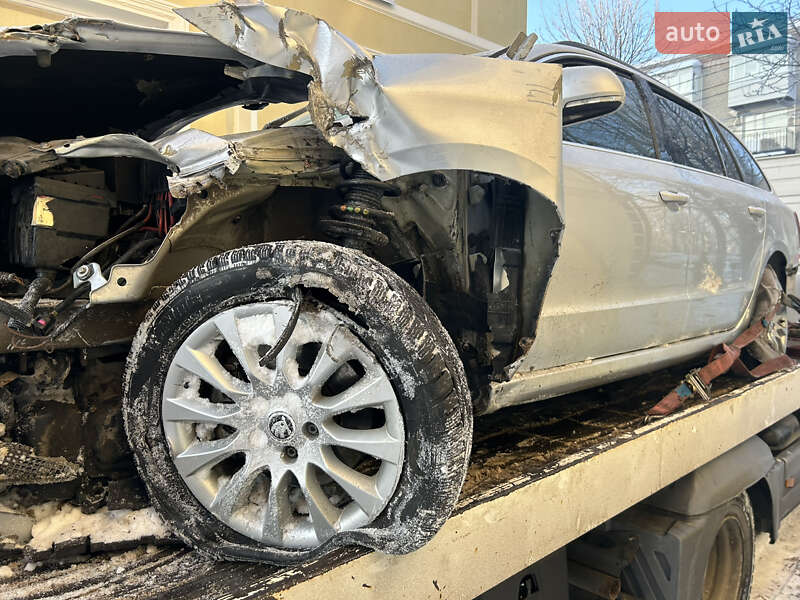 Универсал Skoda Superb 2014 в Хмельницком