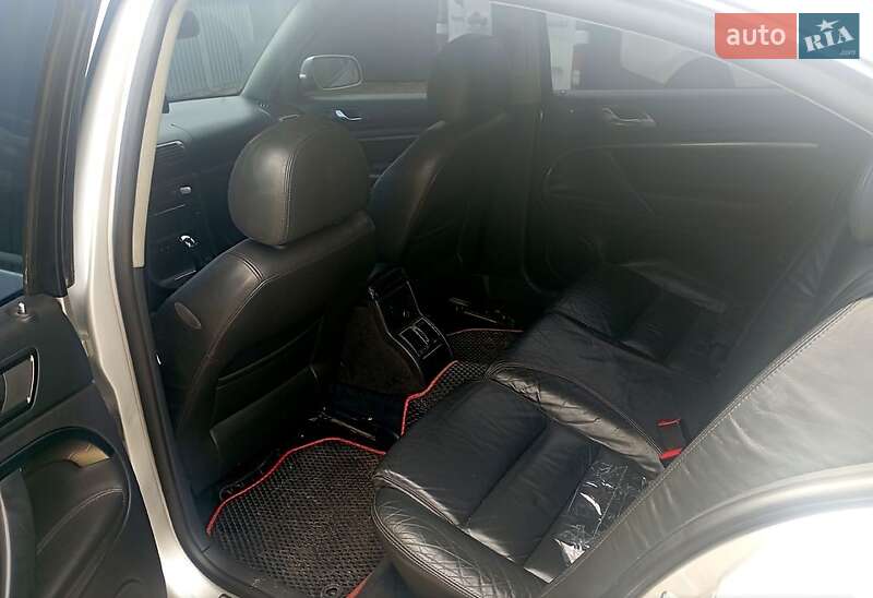 Лифтбек Skoda Superb 2002 в Миргороде