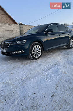 Лифтбек Skoda Superb 2022 в Житомире