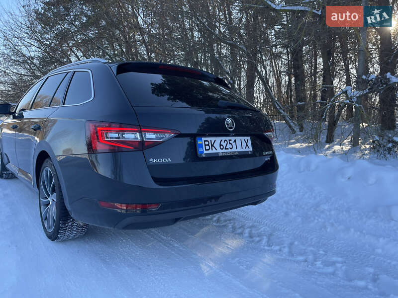 Универсал Skoda Superb 2017 в Дубно фото 9 Универсал Skoda Superb 2017 в Дубно