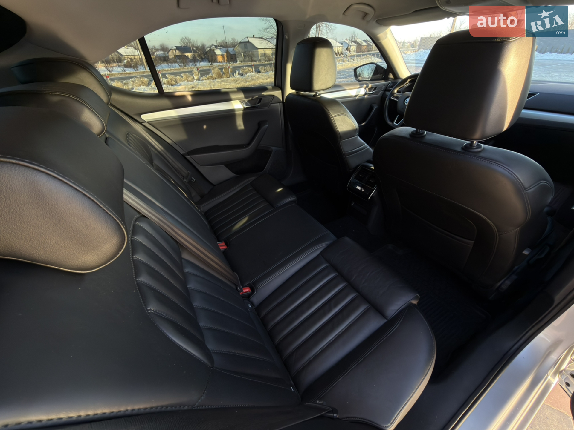 2017 Skoda Superb - мініатюра 10