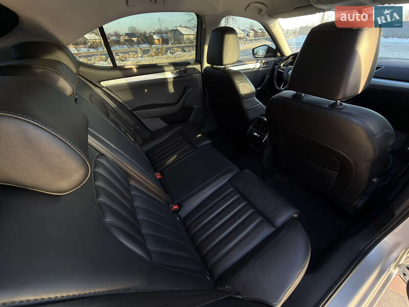 Ліфтбек Skoda Superb 2017 в Долині