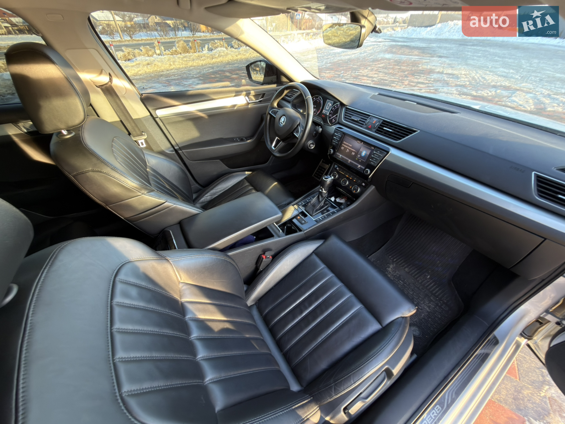 2017 Skoda Superb - мініатюра 11