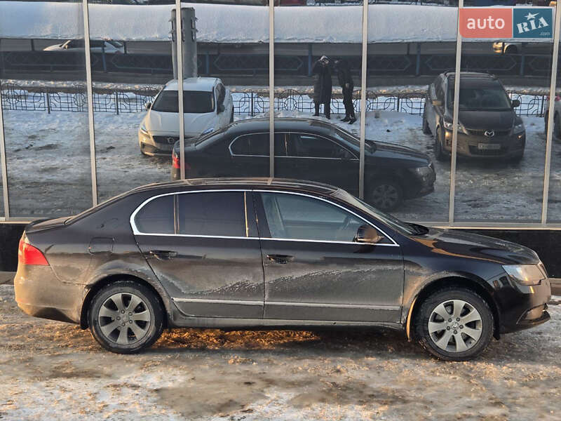 Лифтбек Skoda Superb 2013 в Киеве фото 7 Лифтбек Skoda Superb 2013 в Киеве