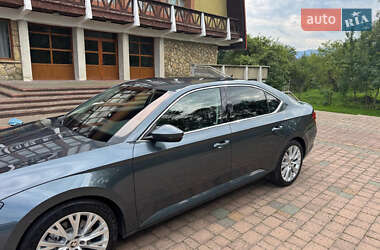 Лифтбек Skoda Superb 2020 в Ивано-Франковске