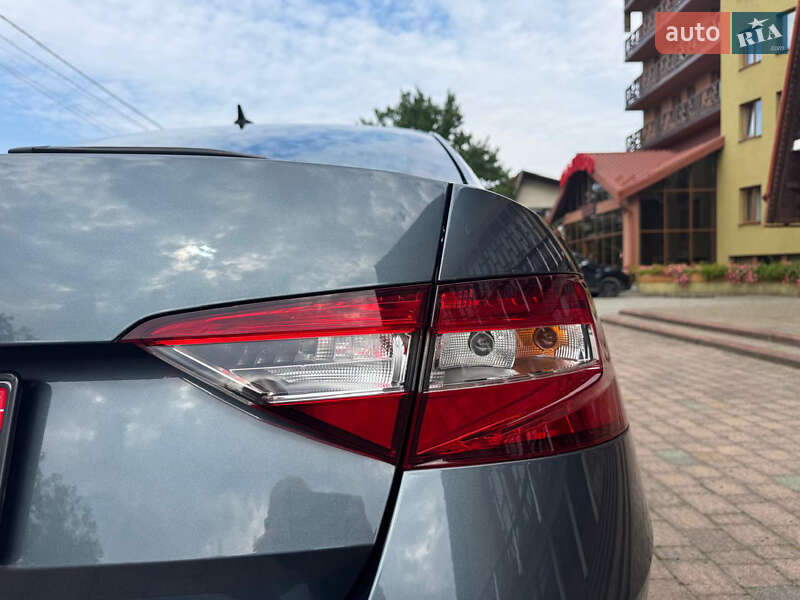 Лифтбек Skoda Superb 2020 в Надворной