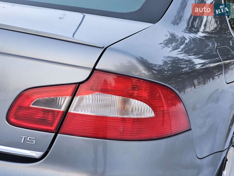 Лифтбек Skoda Superb 2008 в Дрогобыче