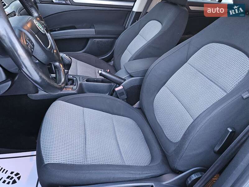 Лифтбек Skoda Superb 2008 в Дрогобыче