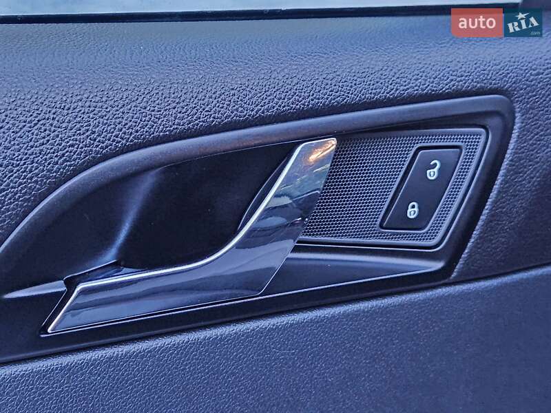 Лифтбек Skoda Superb 2008 в Дрогобыче